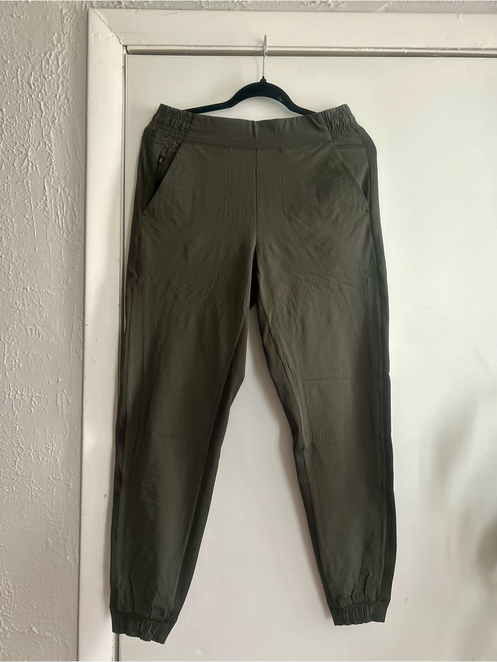 Athleta Olive Green Women's Jogger Pants